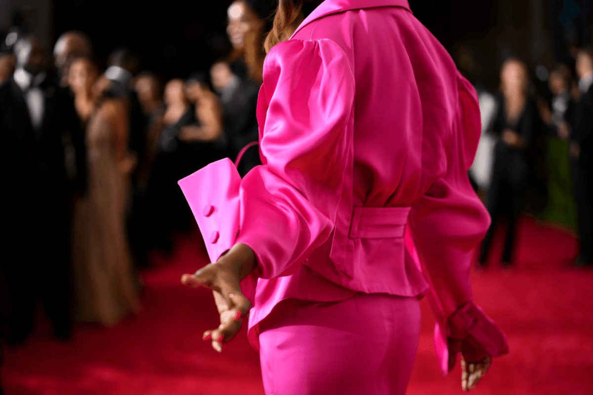 Cole Escola wows in voluminous pink at 2026 Tony Awards with Maya Rudolph