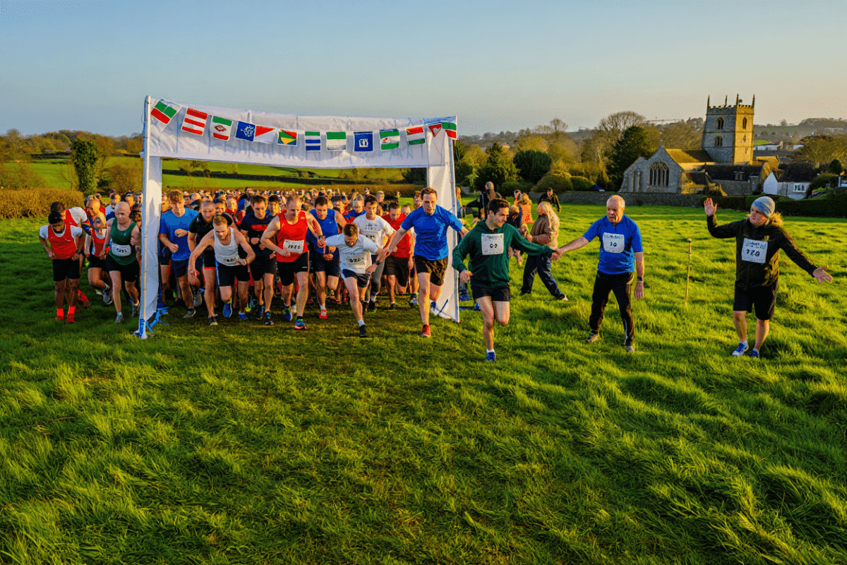 Pippa Middleton returns to public life at Kintbury charity run
