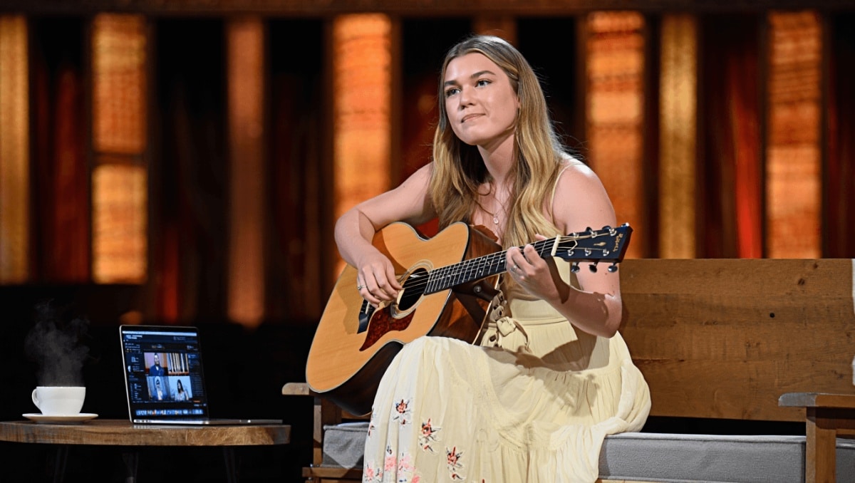 Ella Langley Talks Tour Essentials, Favorite Binge Watch and the Celebrity Fans That ‘Blow My Mind’