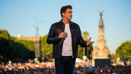 Alejandro Fernández Announces ‘The Biggest Serenade in the World’ in Mexico: ‘My Heart is Racing’