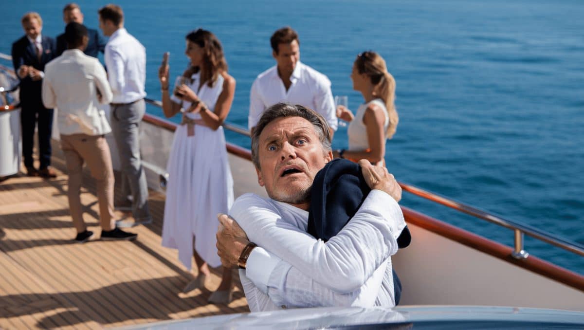 Graydon Carter Invited Ron Howard to a Yacht Party in Cannes. It Wasn’t Exactly Smooth Sailing