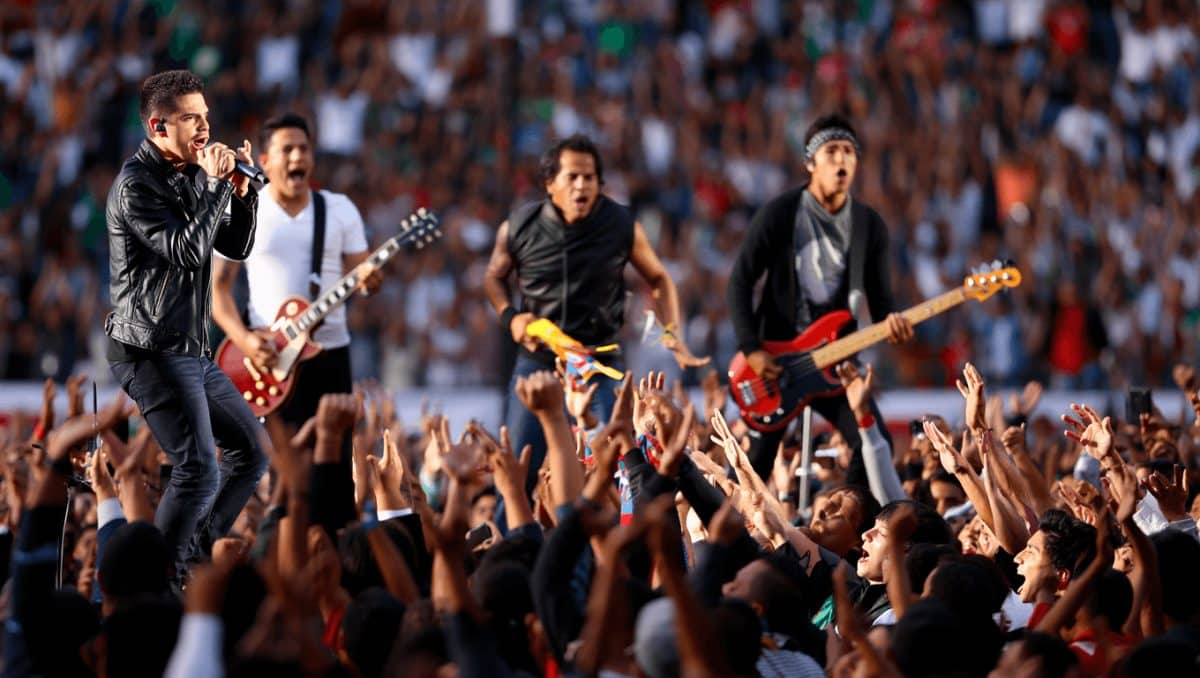 Maná Will Fire Up Mexico vs. England Match With Halftime Show: ‘Get Ready to Sing at the Top of Your Lungs’