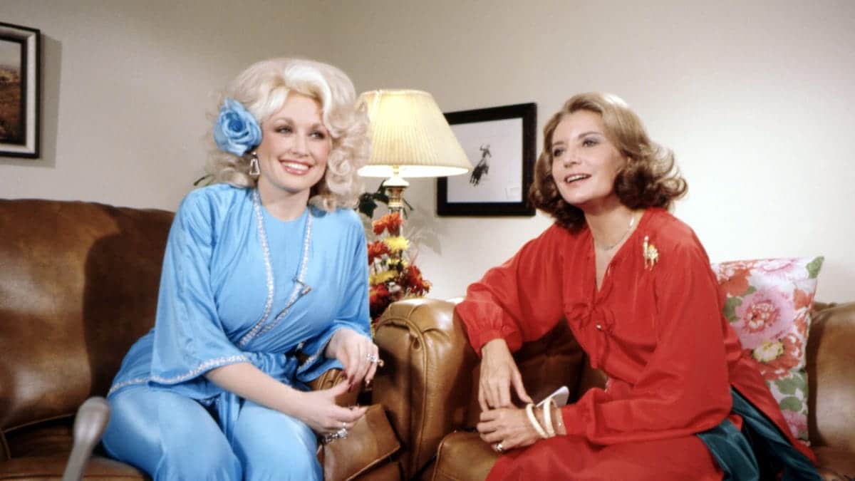 Dolly Parton once shut down Barbara Walters' 'hillbilly' questionTV